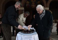 “Padres espirituales” en la Grecia ortodoxa predican contra la vacunación por el coronavirus