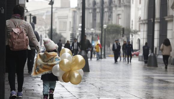 La sensación de frío y la humedad han aumentado en Lima durante el invierno. (GEC)