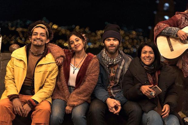 The actors Job Mansilla, Benjamín Amadeo, Ximena Palomino and Magdyel Ugaz during the filming of "Encintados" in Cuzco. 