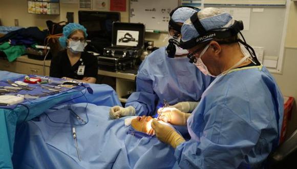 Varias clínicas alrededor del mundo dicen dicen que ven un aumento en el número de personas que se someten a cirugías estéticas. (Foto: Getty Images)