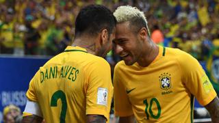 Está Neymar y vuelve Alves: los convocados de Brasil para enfrentar a Chile, Argentina y Perú