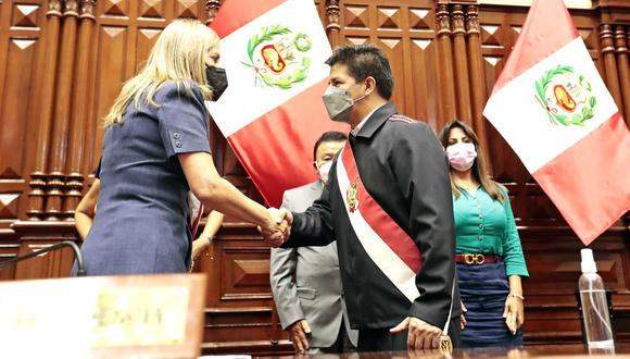 Pedro Castillo acudió al Congreso para dar un mensaje en medio del proceso de vacancia en su contra. Para defenderse del pedido de destitución en su contra, el mandatario ha sido citado el 28 de marzo. (Foto: Presidencia de la República)