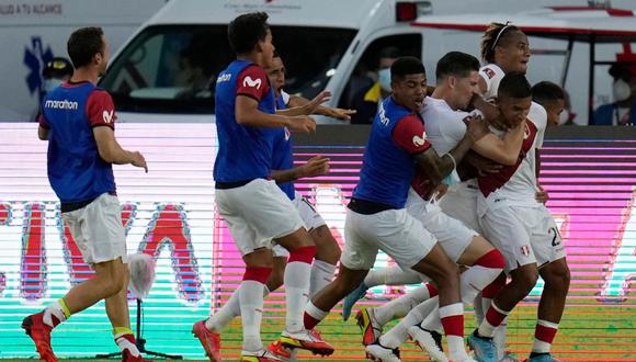 La selección peruana dejó mensaje para iniciar mes clave. (Foto: AP)