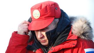 Putin viaja al Ártico para inspeccionar la limpieza de residuos