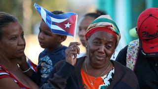 Lágrimas y dolor en recorrido final de Fidel Castro en Cuba