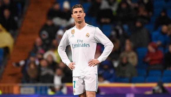 Cristiano Ronaldo había marcado de cabeza, pero el juez de línea decretó anularlo pese a que no estaba en off side. (AFP)
