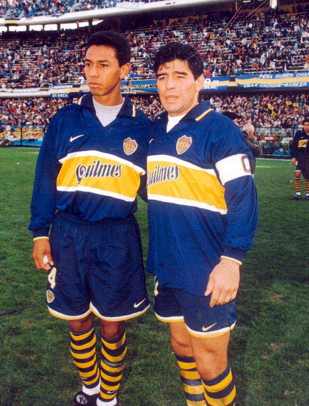 Nolberto Solano jugó al lado de Diego Armando Maradona. (Foto GEC Archivo Histórico)