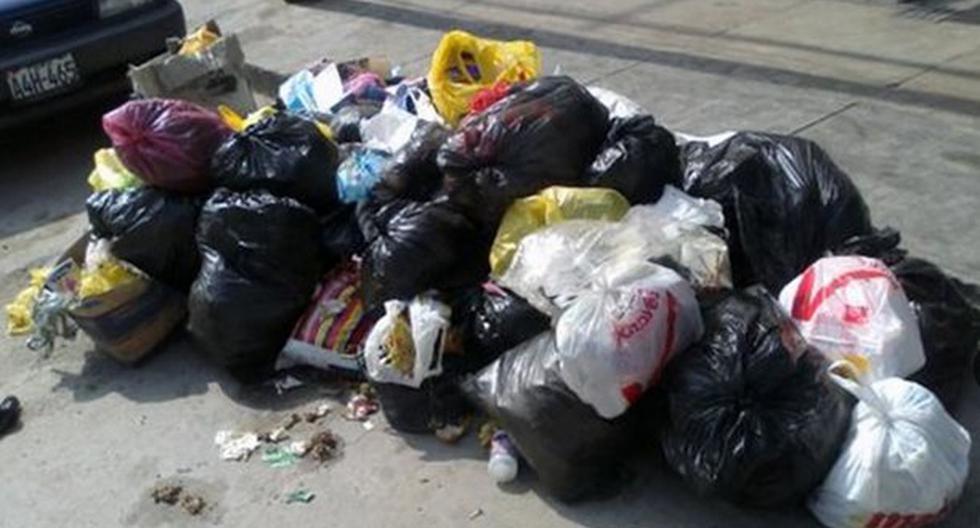 Empresa Petramás dejó de recoger la basura por deuda. (Foto: Andina)