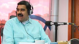 Maduro estrena programa de radio en medio de crisis política