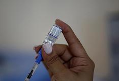 Posibilidades de ser hospitalizado por COVID-19 se reducen un 70% en personas con dosis completa frente a no vacunados, según estudio