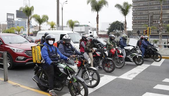 Las municipalidades, Policía, fiscalizadores de tránsito y el público podrán revisar las licencias válidas mediante el SNC. (Foto: Andina)