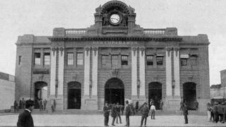 10 fotos que muestran el antes y después de una estación de tren convertida en un centro cultural 