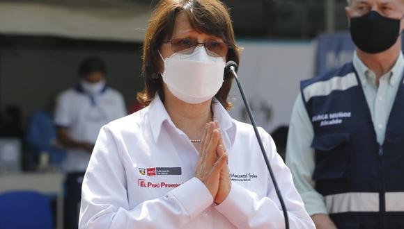 Pilar Mazzetti señaló que su decisión de vacunarse estuvo motivada por el elevado número de funcionarios de su sector infectados con el coronavirus | Foto: El Comercio / Archivo