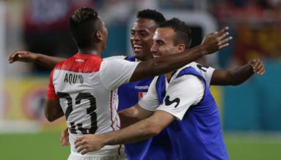 Ricardo Gareca consiguió su primer triunfo ante Chile: 3-0 contundente en EE.UU. (Foto: Selección peruana)