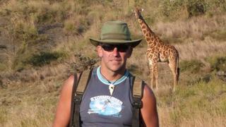 La historia del abogado que lo dejó todo para convertirse en guía de safari