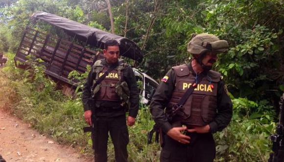 Colombia: Las FARC y una banda criminal asesinaron a 7 policías