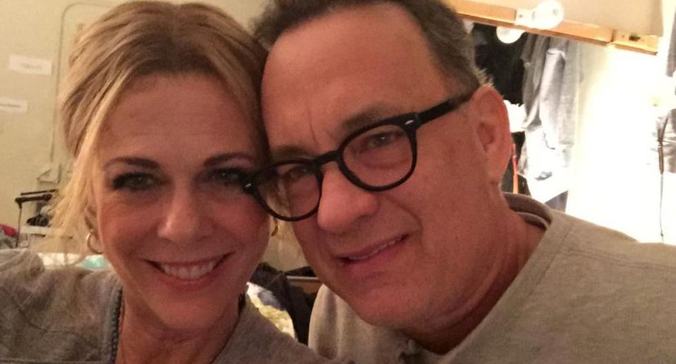 Rita Wilson fue visitada tras bastidores por su esposo, Tom Hanks, en marzo pasado. (Foto: Twitter)