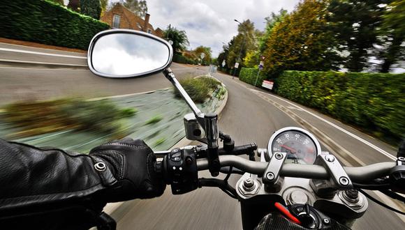 Para que puedas manejar una moto libremente, así sea para uso personal o comercial, deberás contar con una licencia de conducir otorgada por el Ministerio de Transportes y Comunicaciones. (Foto: Pixabay)