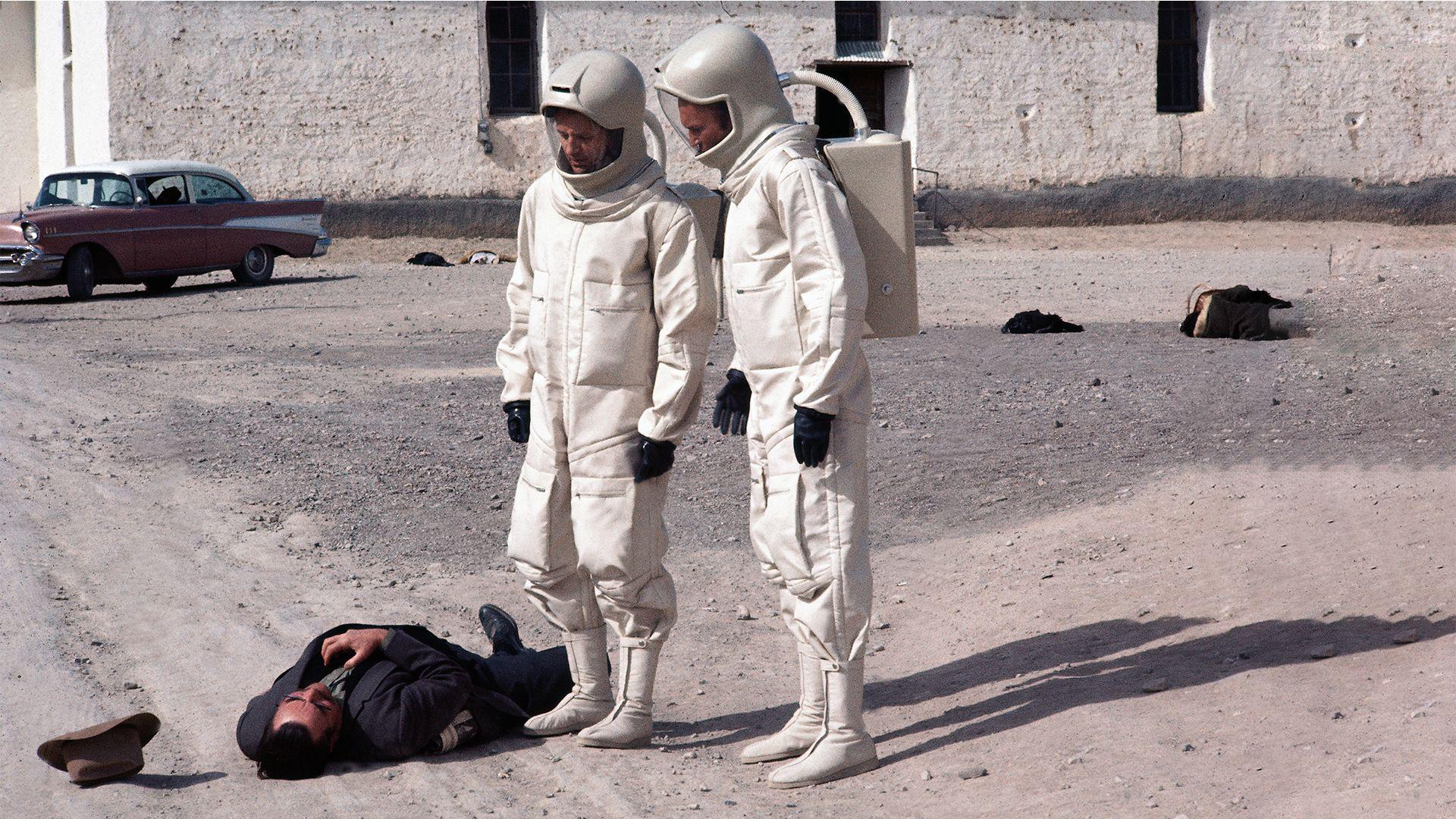 “La amenaza de Andrómeda”, de Michael Crichton (1969)  fue llevada al cine por Robert Wise dos años después.