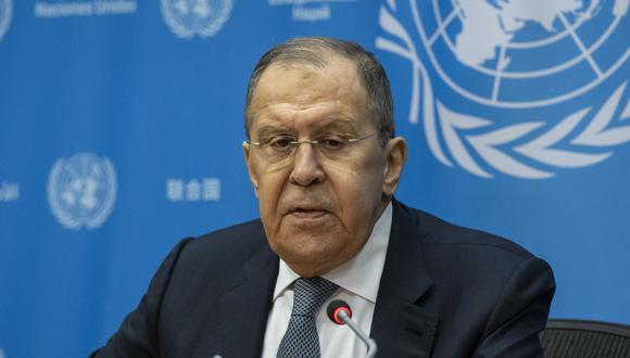 El ministro de Asuntos Exteriores ruso, Sergei Lavrov, ofrece una conferencia de prensa en la sede de la ONU en Nueva York el 24 de enero de 2024. (Foto de ANGELA WEISS / AFP)