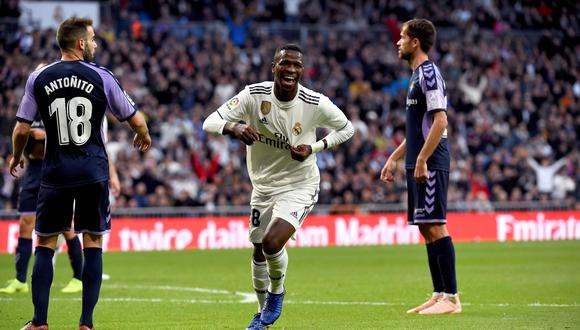 Real Madrid venció 2-0 a Valladolid con un autogol generado por Vinícius Junior. (Foto: EFE)