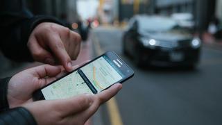 Taxi por aplicativo móvil: expertos opinan sobre servicio que cada día crece más en Perú