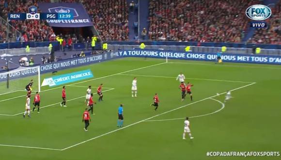 París Saint Germain se puso en ventaja gracias a un golazo del brasileño Dani Alves, apenas a los 13 minutos de juego. (Foto: captura de video)