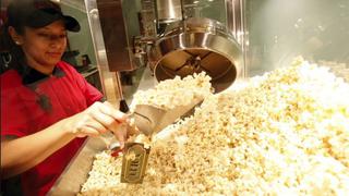 Debate sobre la venta de alimentos en los cines dilata su reapertura: ¿Qué posturas hay y cuán afectadas están las cadenas?