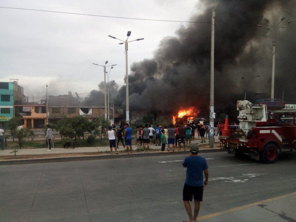 El incendio causó alerta en la zona. (Foto: Bomberos)