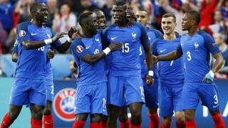 Francia goleó 5-2 a Islandia y jugará semifinales ante Alemania