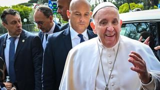 “Aún estoy vivo” dijo el Papa Francisco tras ser dado de alta