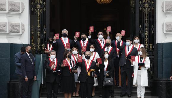 La agrupación parlamentaria afirmó que el nuevo primer ministro es “conocido por sus argumentos delirantes y sus actitudes machistas”.  “Es una afrenta a todas las mujeres del país y al Perú en general”, señaló. (Foto: El Comercio)