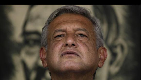 Reaparece López Obrador en la escena política tras infarto