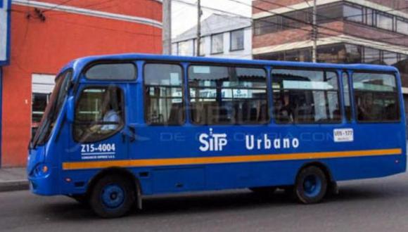 Colombia: Tres pasajeros abusaron de una conductora de autobús