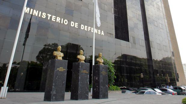 Mindef denunció a periodistas por “traición a la patria”