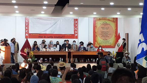 El primer ministro fue el invitado estelar en el segundo y último día del Congreso Nacional de Juventudes de Perú Libre en la ciudad de Arequipa.