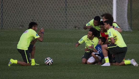Este fue el notable gesto que tuvo Neymar con un niño brasileño