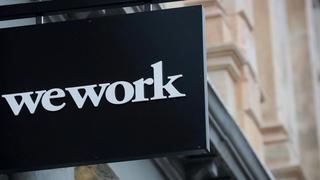 CEO de WeWork se retira ante riesgos por salida en bolsa