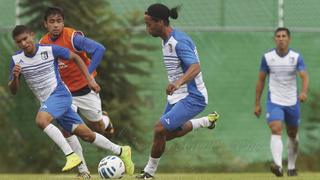 Así fue el primer entrenamiento de Ronaldinho en el Querétaro