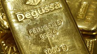Precio del oro opera estable mientras los operadores se preparan para veredicto de la Fed