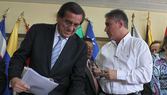 Del Castillo acusa a Ugaz de presionar por sentencia a Pastor