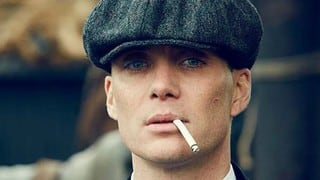 “Peaky Blinders”: qué significa el tatuaje en el pecho de Tommy Shelby