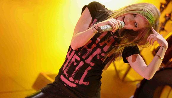 La cantante canadiense Avril Lavigne volverá al Perú en septiembre de este año. (Foto: TIZIANA FABI / AFP)