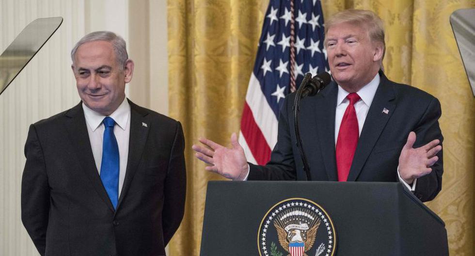 El presidente estadounidense Donald Trump y el primer ministro israelí Benjamin Netanyahu tras anunciar el plan de la administración Donald Trump para resolver el conflicto israelí-palestino el 28 de enero. (Foto: AFP).