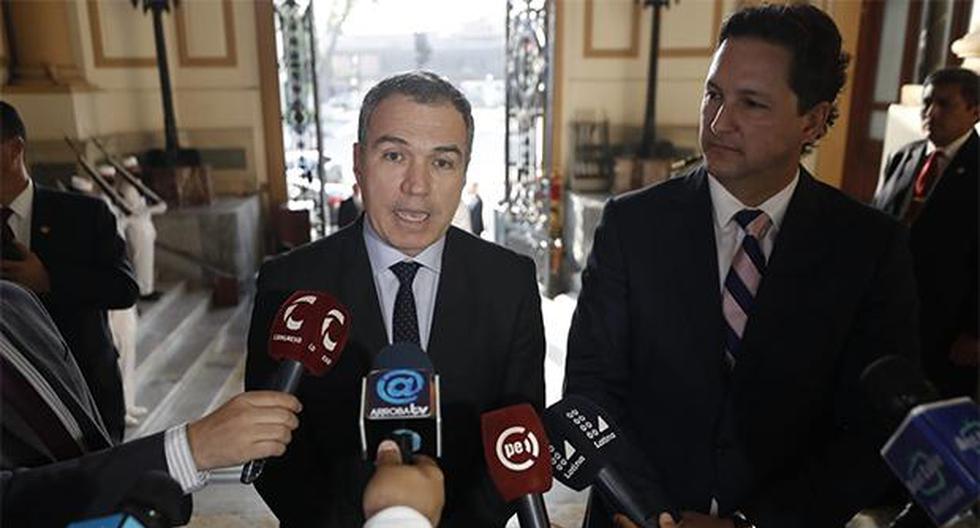 Salvador del Solar se reunió hoy con el presidente del Congreso, Daniel Salaverry, en el Palacio Legislativo. (Foto: César Campos / GEC)