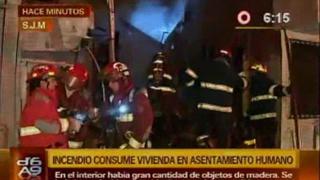 Un incendio consumió una chatarrería en San Juan de Miraflores