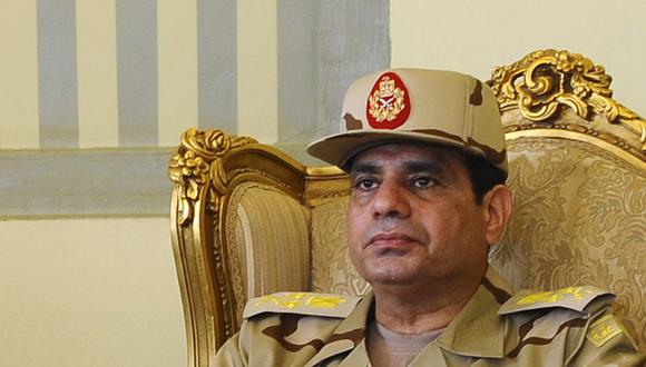 Retrato de Abdelfattah Al Sisi, de cuando era ministro de defensa egipcio, en el 2013. REUTERS