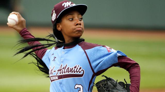 Mo'ne Davis, de 13 años, atleta femenina del año en EEUU - 1