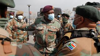 Sudáfrica ya suma 212 víctimas y más de 2.500 arrestos por disturbios y saqueos