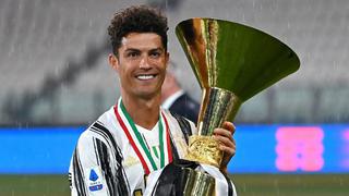 “Parece fácil, pero no lo es”: la alegría de Cristiano, con trofeo en manos, tras ser campeón en Serie A